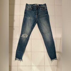 Hidden jeans high rise distressed skinny
